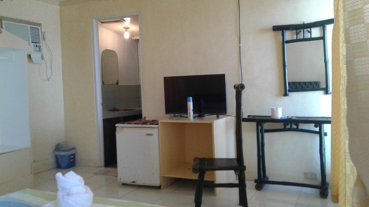Punta Del Sol Araceli Beach Resort Самал Екстериор снимка