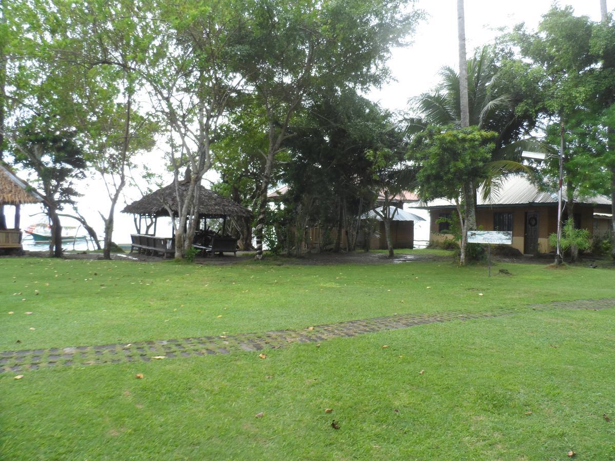 Punta Del Sol Araceli Beach Resort Самал Екстериор снимка