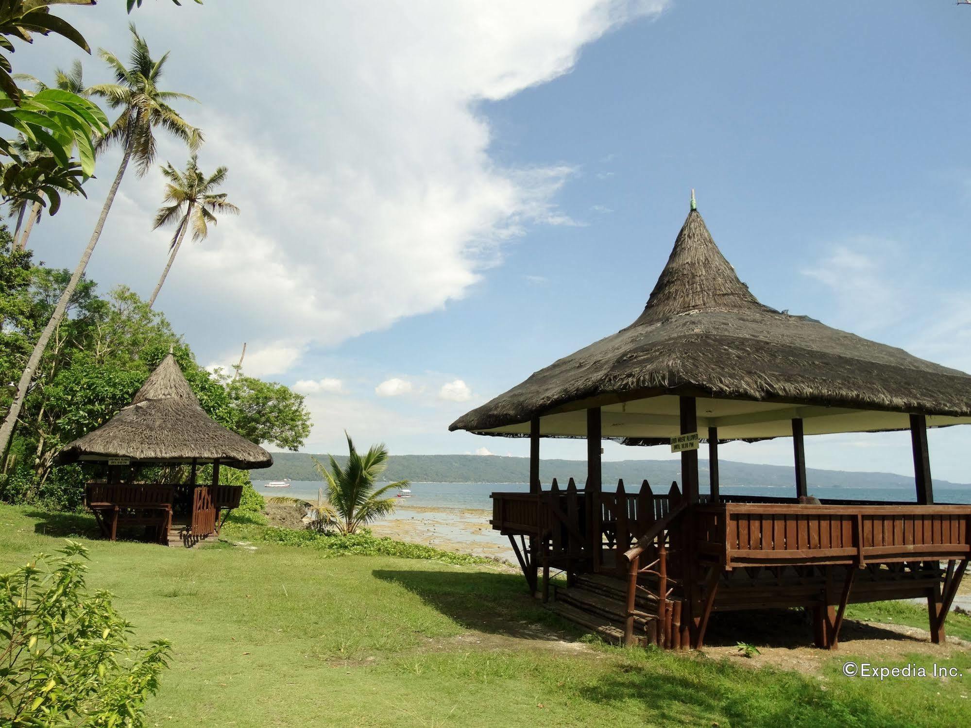 Punta Del Sol Araceli Beach Resort Самал Екстериор снимка