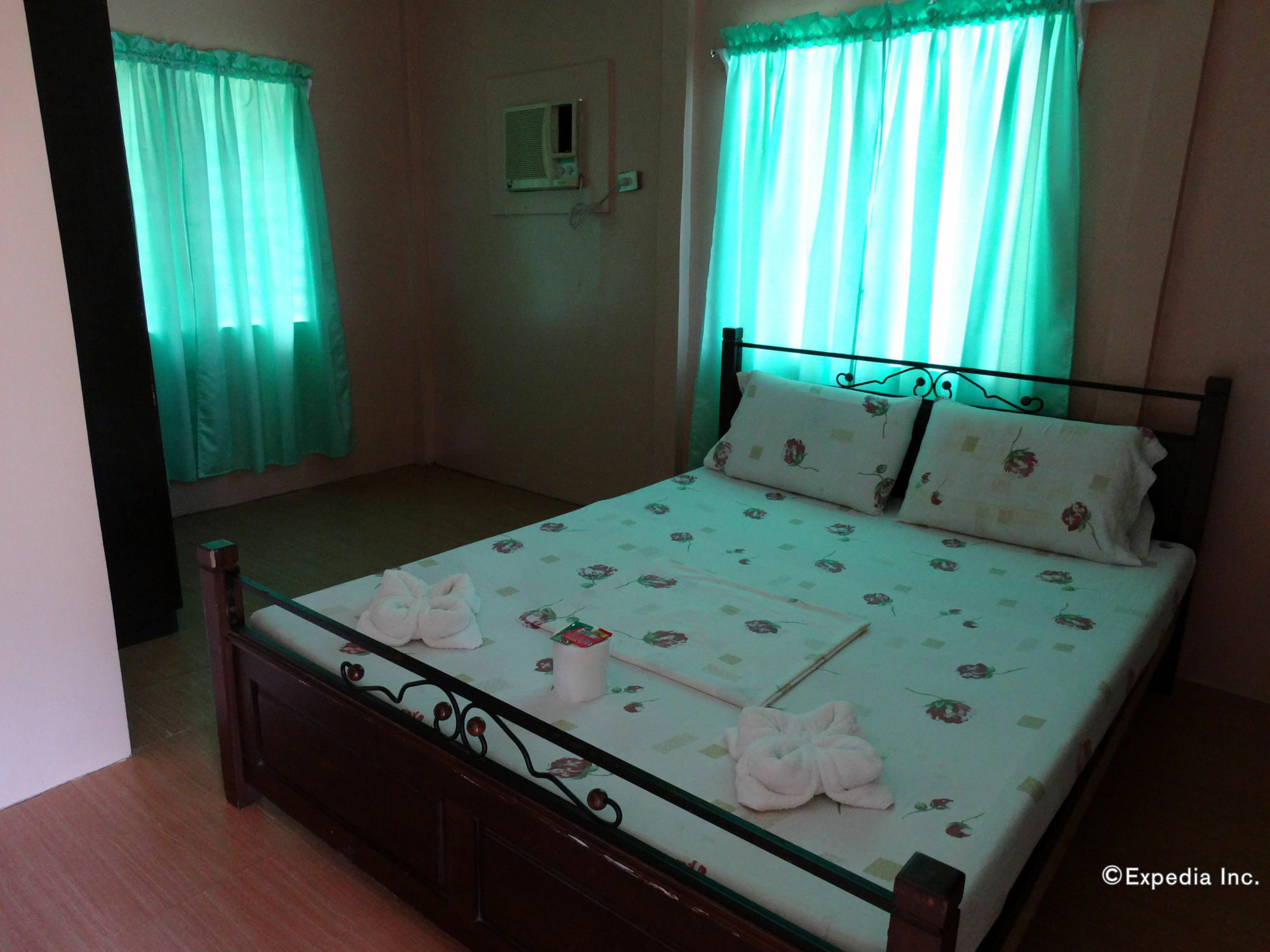 Punta Del Sol Araceli Beach Resort Самал Екстериор снимка